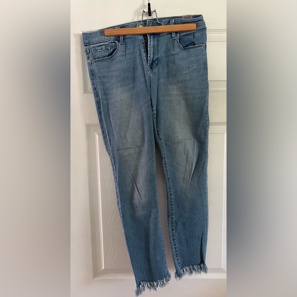 OLD NAVY Rockstar Mid Rise Fringe Jean